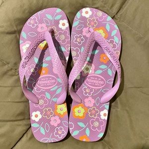 Havaianas flip flops EUC